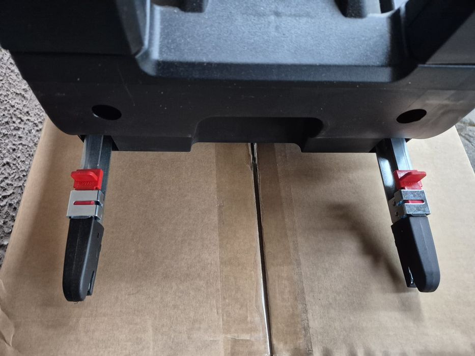 Avionaut Pixel fotelik 0-13 kg z bazą Isofix Black