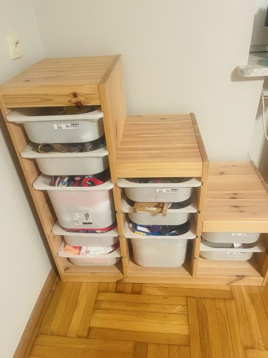 Regał Ikea Trofast dla dzieci