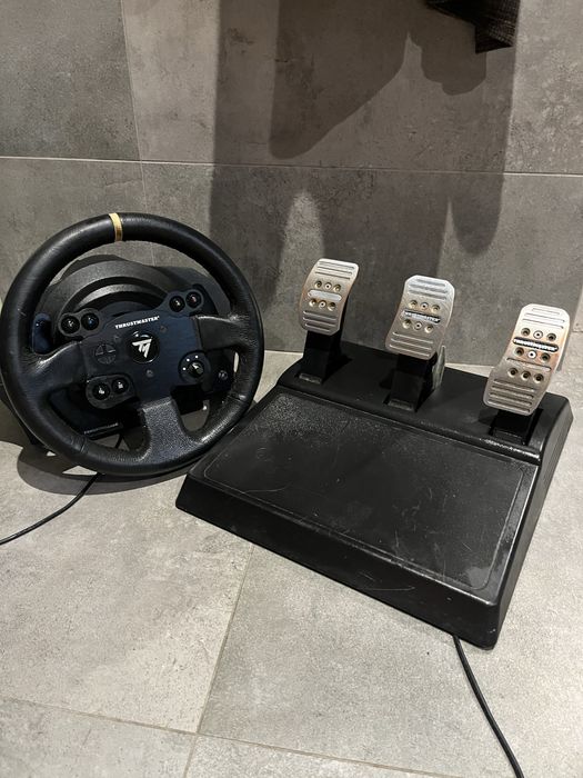 Kierownica thrustmaster TX