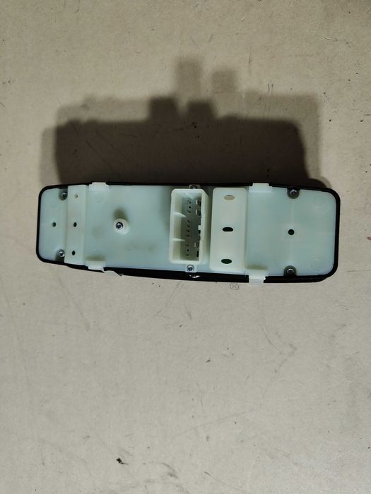 panel szyb kierowcy jeep grand cherokee wk2