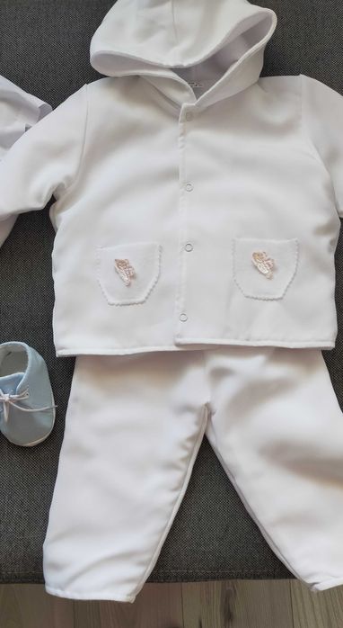 Ubranko na chrzest rozm.68 ocieplane dla chłopca
