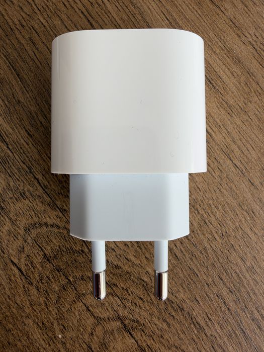 Ładowarka 20w Apple oryginalna.