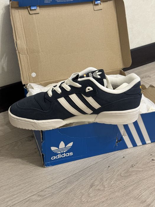Кеди нові чоловічі адідас Adidas