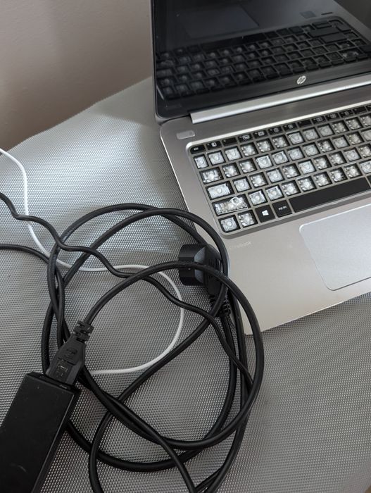 Ноутбук сенсорний HP elitbook folio 1040 G3 разборка