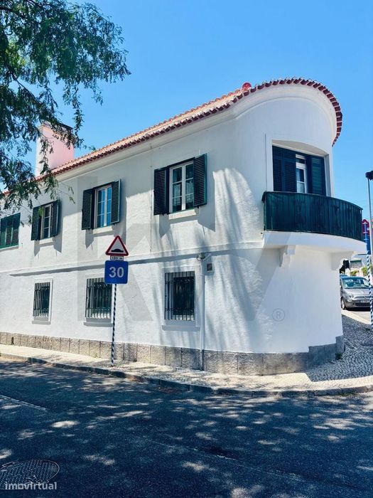 Apartamento T3 de Charme, Moradia centenária, Paço de Arcos