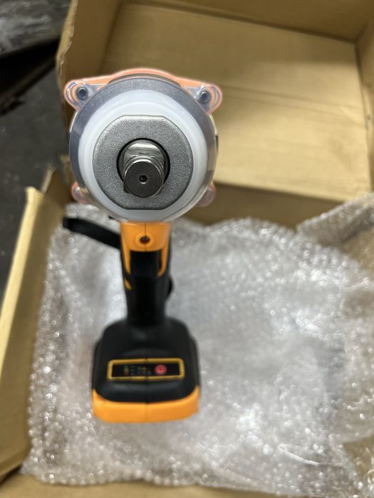 Гайковёрт на 1000Нм новый