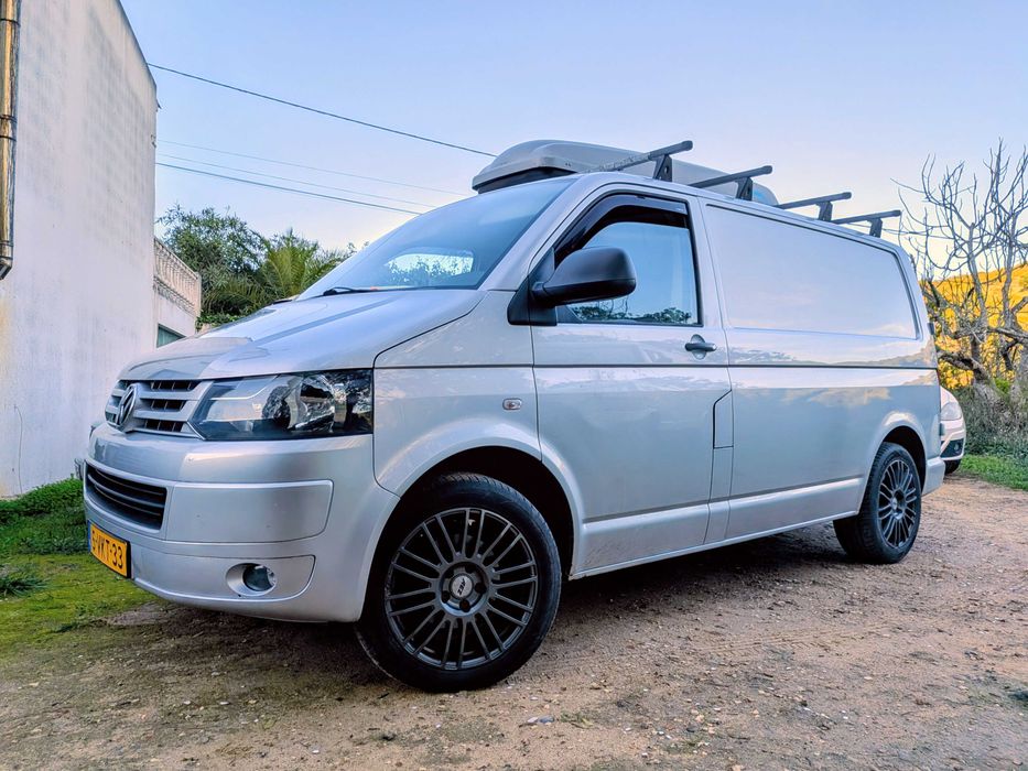 Jantes com pneus VW transporter T5 T6 em muito bom estado