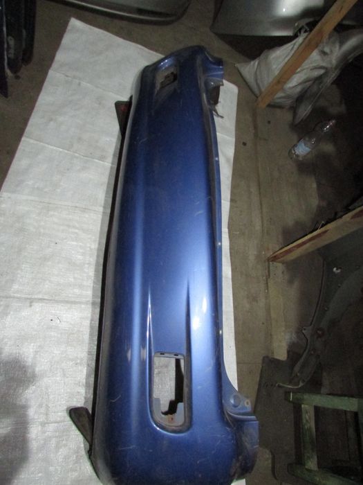 Комплект кришка багажніка ліхтар бампер задній Шевроле такума ta