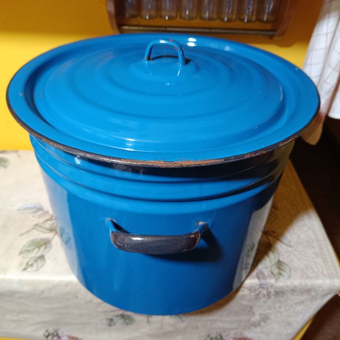 Garnek duży z PRL.  ZSRR