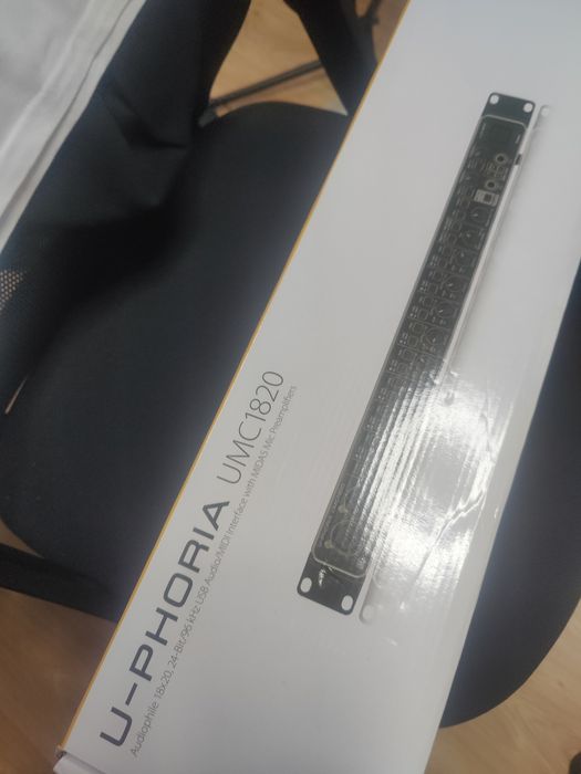 Interfejs audio Behringer UMC1820