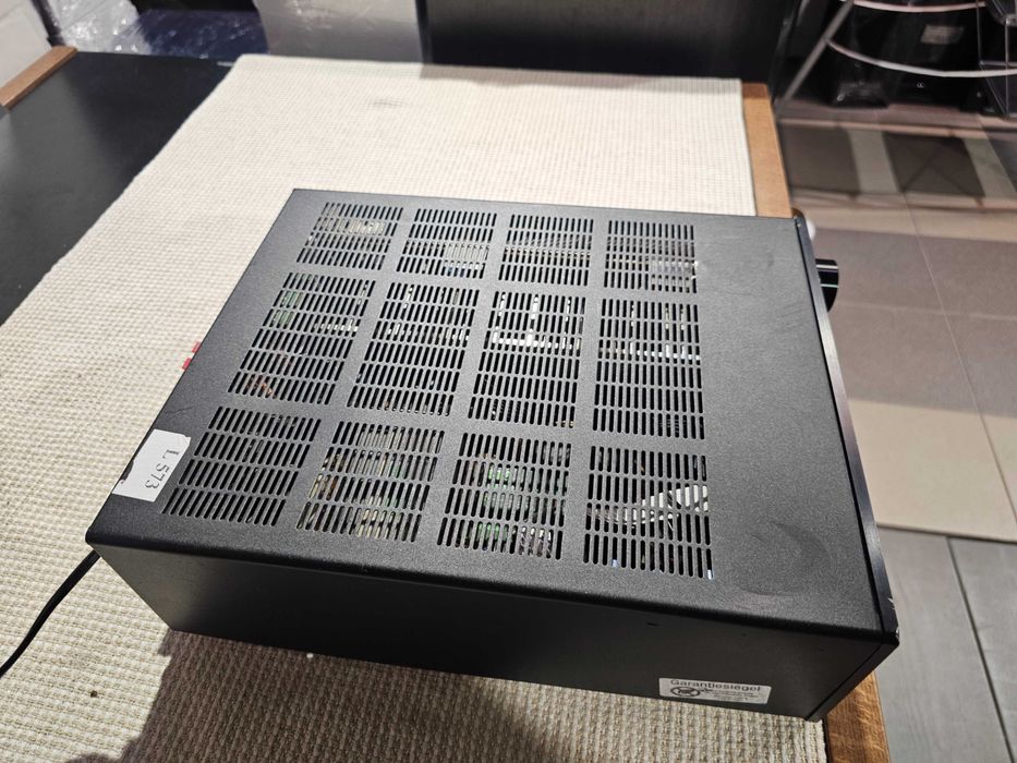 HI-FI ресивер Yamaha RX-V10