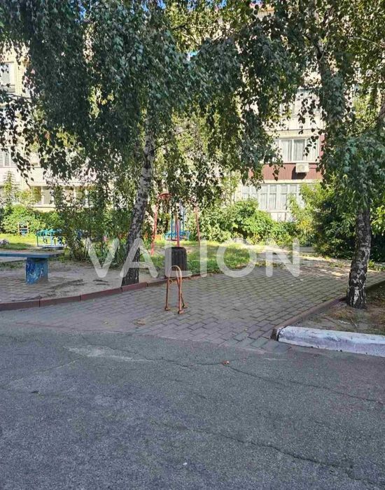 Продам 3кім.квартиру 76кв.м. Софіївська Борщагівка пров.Шкільний,1Б