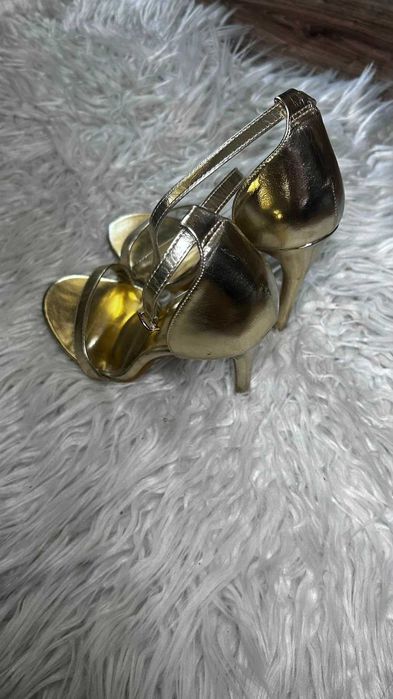 Sandały na szpilce 38 | błyszczące szpilki high heels wesele sylwester