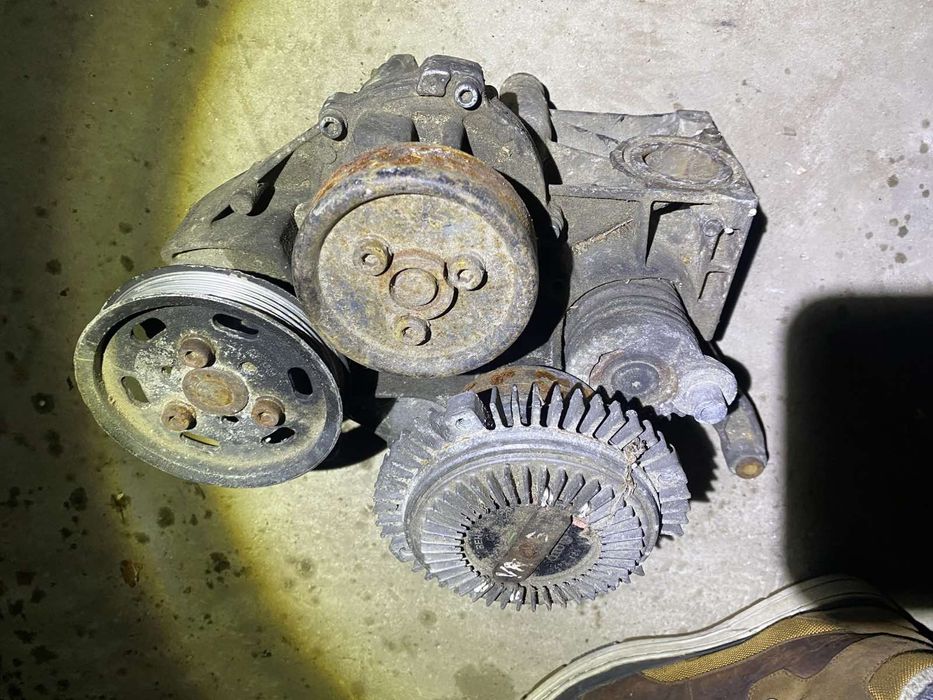 Кронштейн натягувач Пасат б5