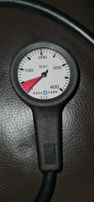 Aqua lung manometr