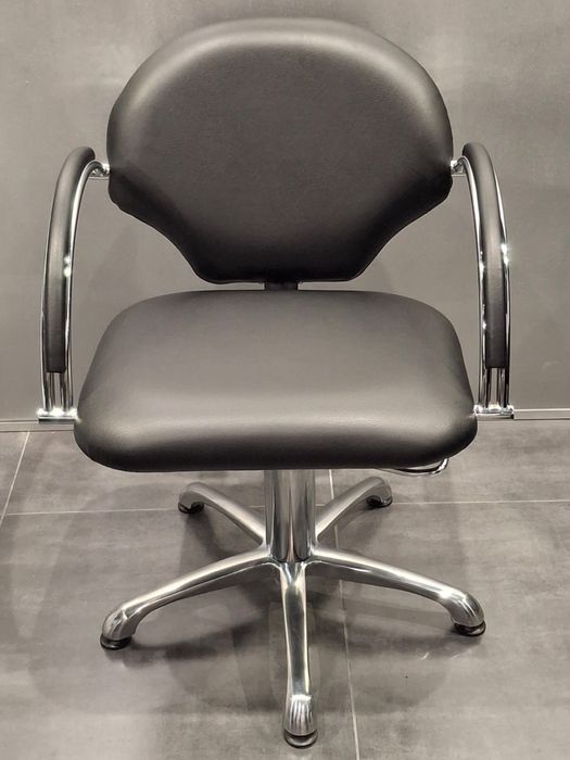 Крісла перукарські на гідравліці, нові, від виробника