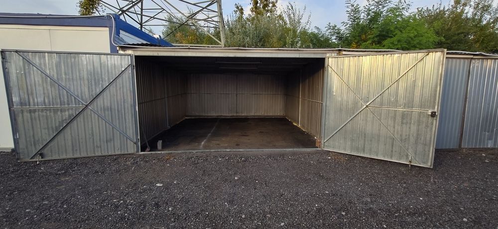 Wynajmę duży garaż 27 m² | Prąd, światło | Duża brama | Świetny dojazd. Duży garaż 6x4,5 do wynajęcia ul. Niklowa 13 magazyn plac teren TPS MRÓZ - Widok 2