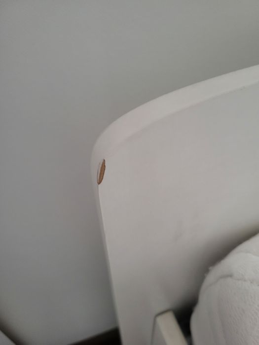 Łóżko z materacem