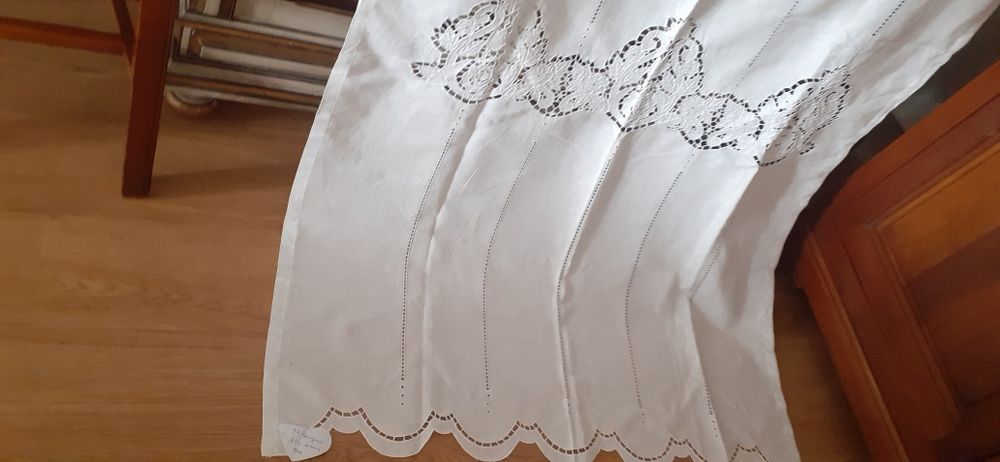 Cortinado Novo Linho Bordados Manuais