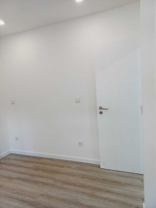 Alugo Moradia T2 em Santa Maria da Feira