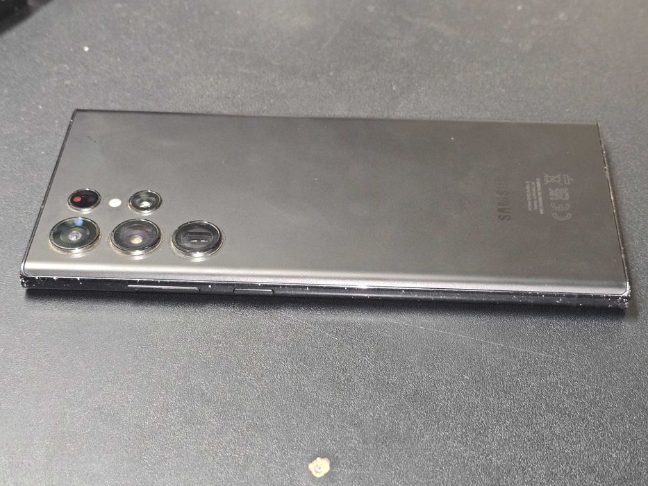 Używany - Samsung Galaxy S22 Ultra 256GB Czarny - GSM Baranowo