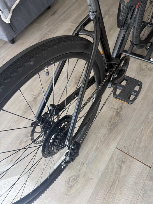 Specialized Sirrus X 2.0 – Tamanho M | Preto | Excelente Estado