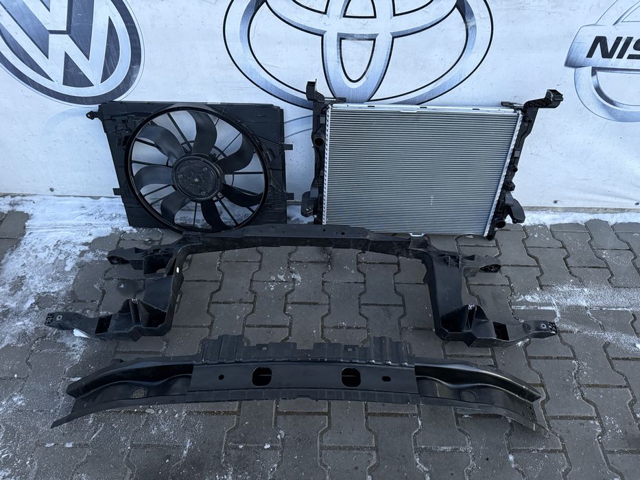 Mercedes Vito V-class Metris телевізор підсилювач радіатор дифузор