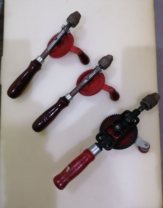 Berbequins manuais SEM USO