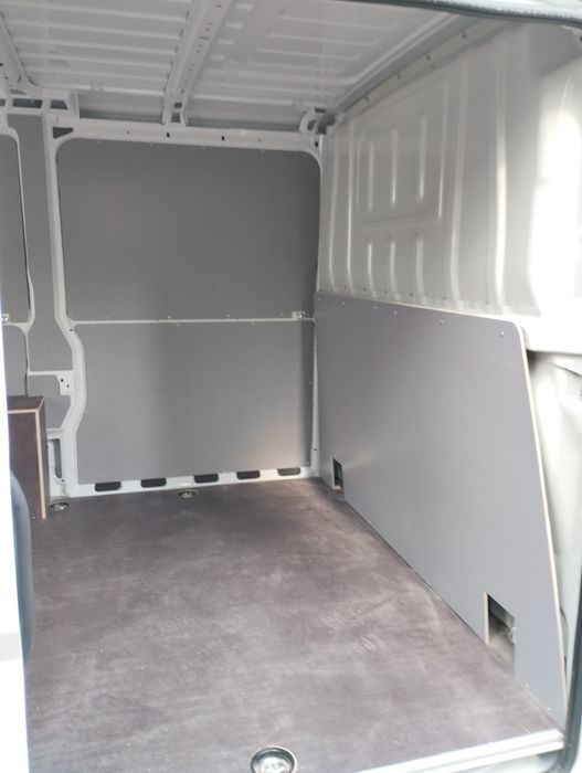 Zabudowa samochodu Fiat Ducato L1H1 , P.Boxer, O.Movano, C.Jumper KPL