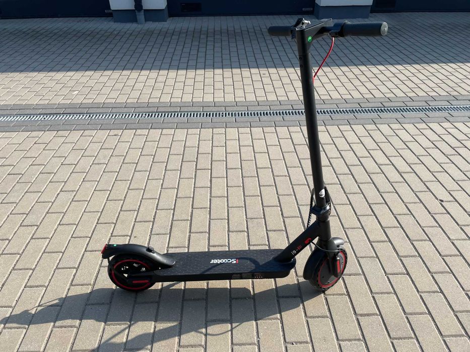 Hulajnoga elektryczna iscooter i9