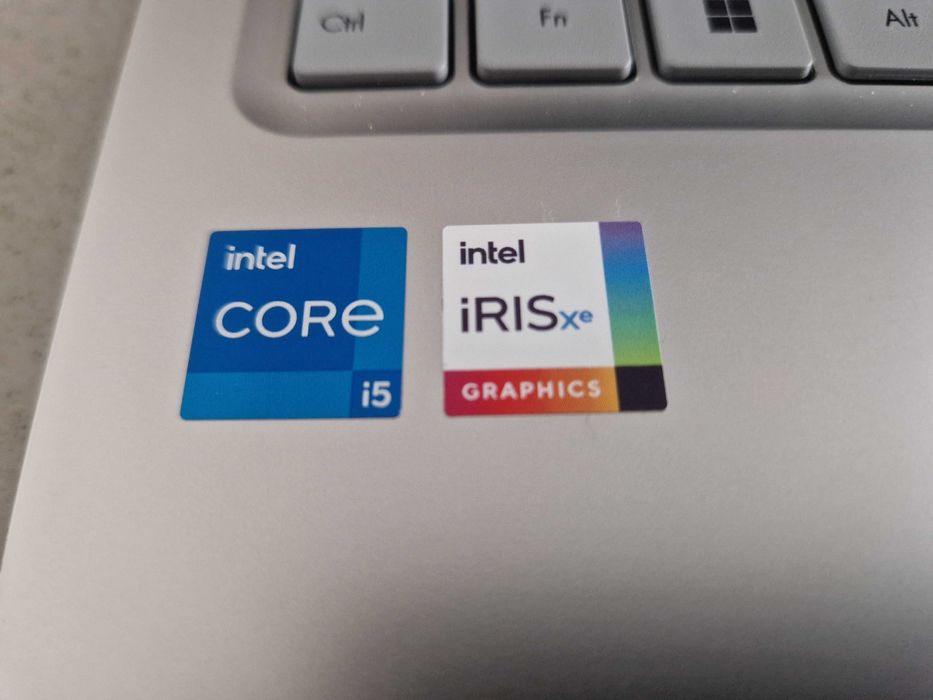 Nowy Laptop Asus VivoBook 15 A1504VA / i5-1335U / 16GB RAM / Gwarancja