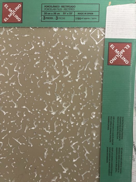 Gres szkliwiony 58x58 hiszpański El Molino Betera Blanco