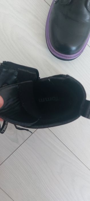 Ботінки на дівчинку
