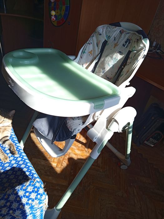 Дитяче ліжко , стільчик