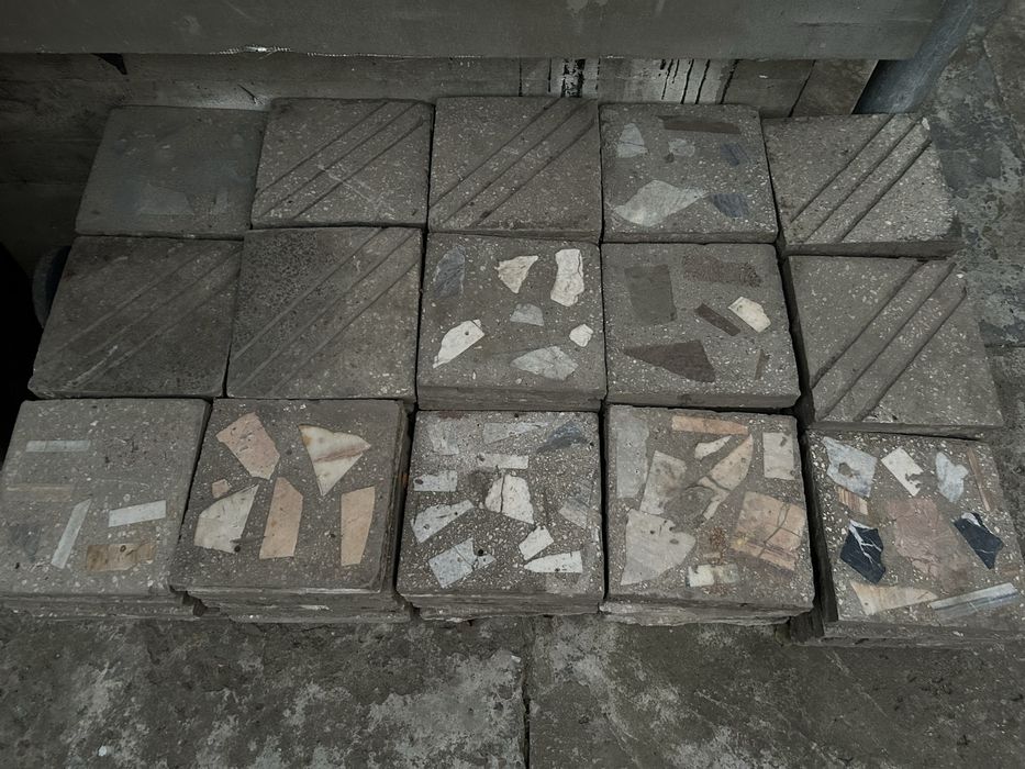 Продам плитки бетонні