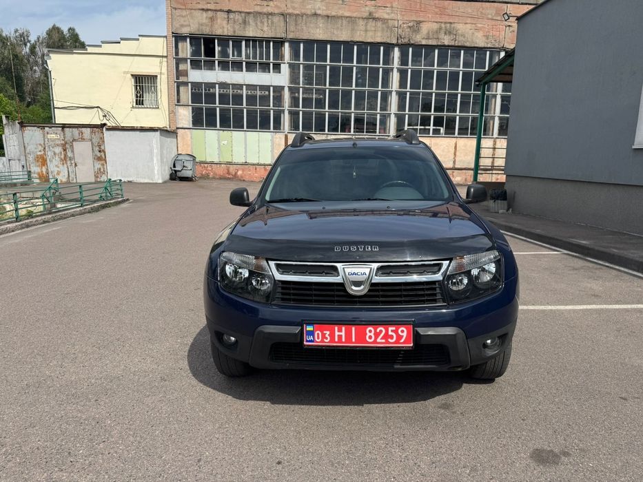 Renault  duster 2011 року