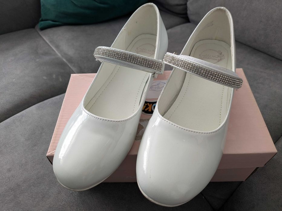 Buty komunijne dla dziewczynek