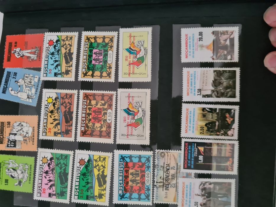 Grande colecção de selos 4 albuns