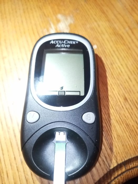 Глюкометр Accu-chek Active