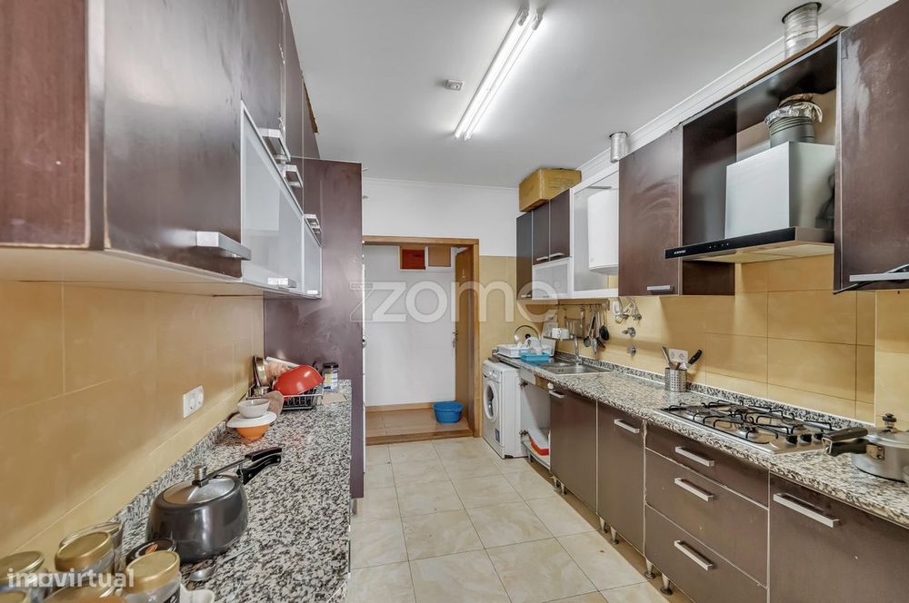 Apartamento T4 Intendente