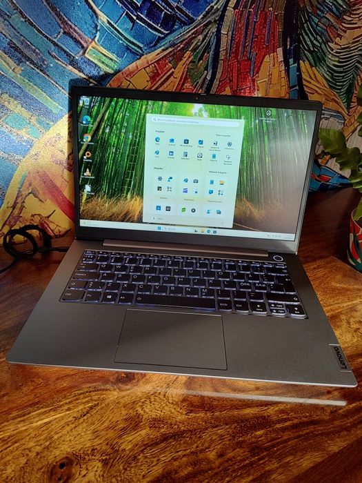 Lenovo ThinkBook 14 G2/i5-1135G7/16GB RAM/256GB SSD/super stan!