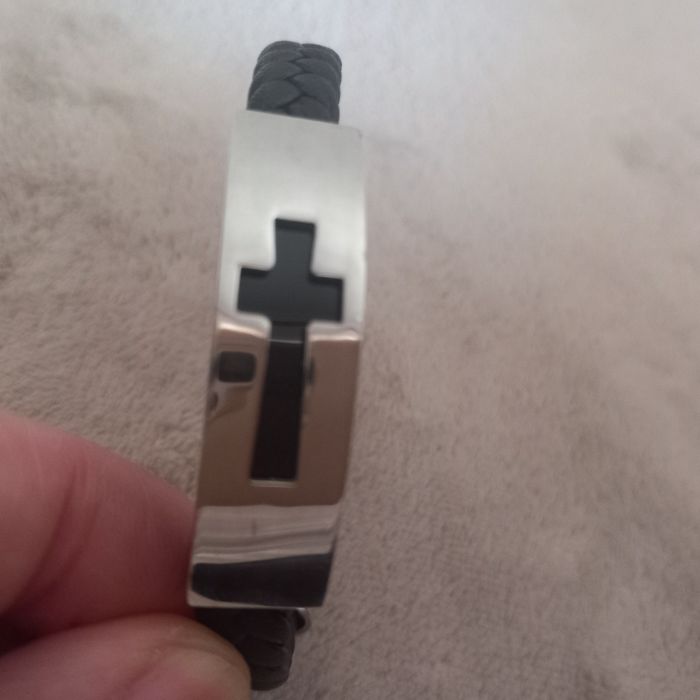 Pulseira couro e aço