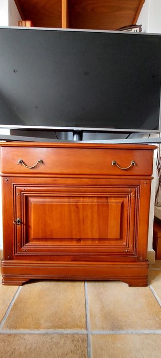 Movel TV em cerejeira