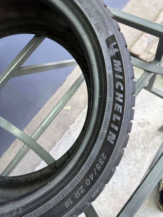 Шины БУ 235 40 R 18 Michelin Pilot sport 5 Лето Комплект резина