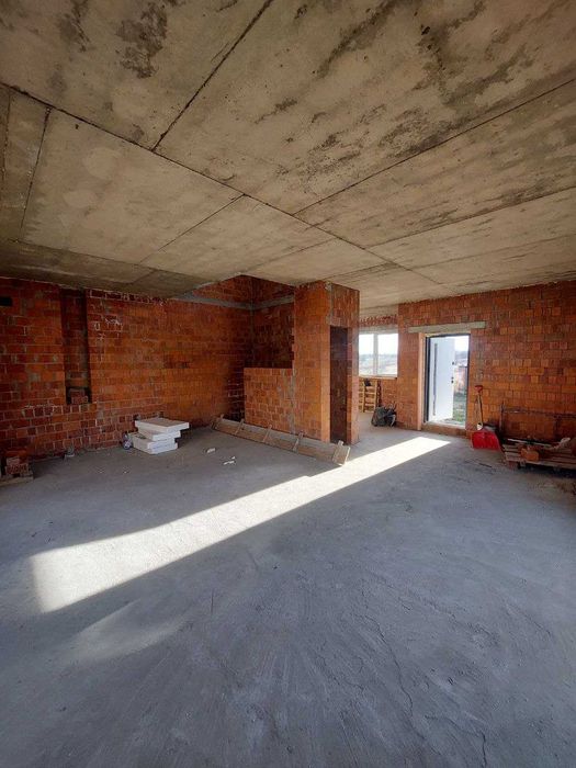 БЕЗ КОМІСІЇ Продаж котеджу в топовій локації у м. Пустомити