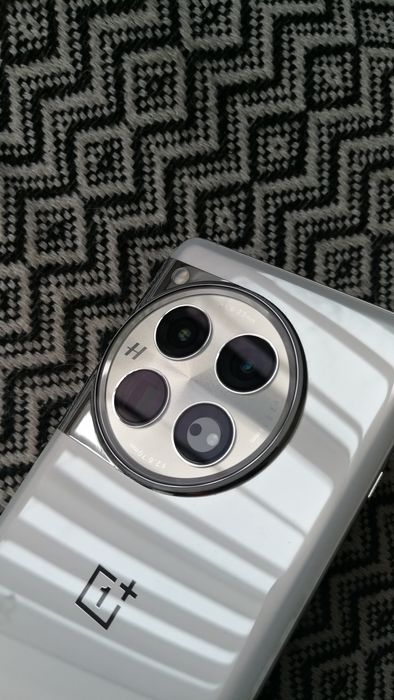 OnePlus 12 12/256gb silver