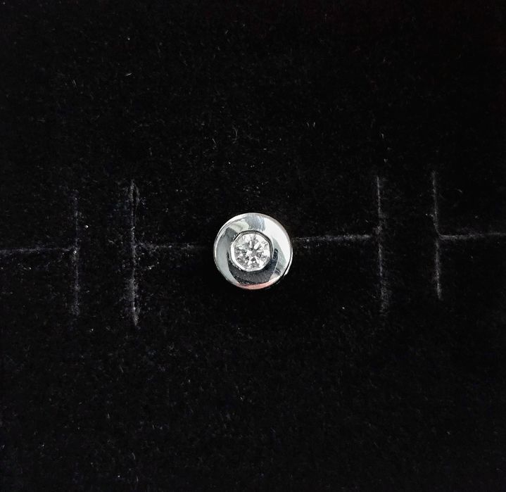 Підвіс з білого золота з діамантом