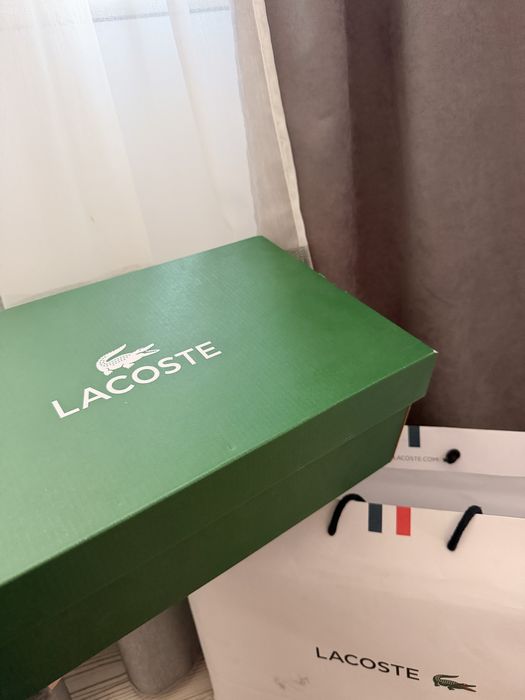 Кросівки Lacoste