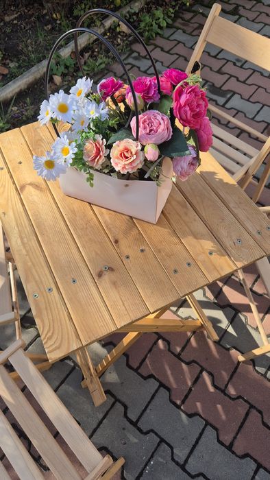 Деревянный складной стол и 4 стула для сада / террасы