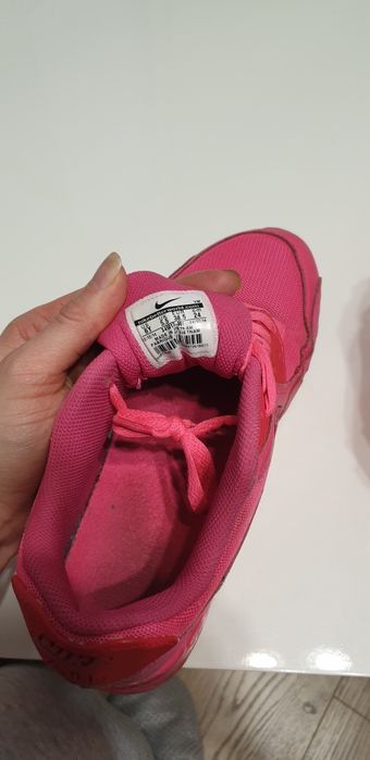 Buty nike neonowy różowy 38,5